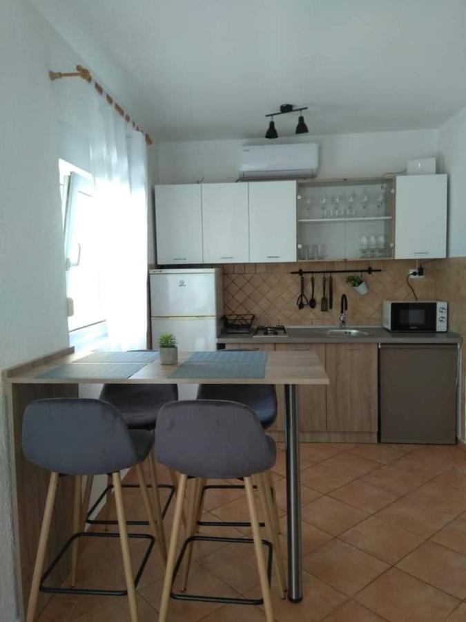 Doana Apartments Vir Exterior photo