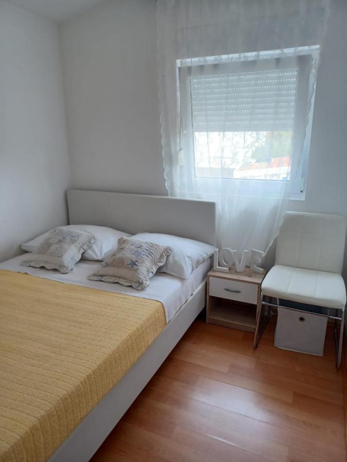 Doana Apartments Vir Exterior photo