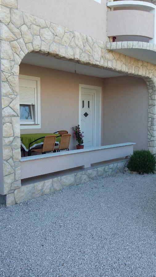 Doana Apartments Vir Exterior photo