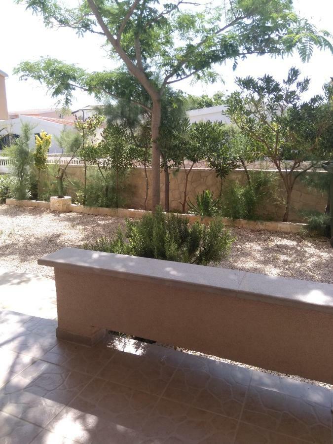 Doana Apartments Vir Exterior photo