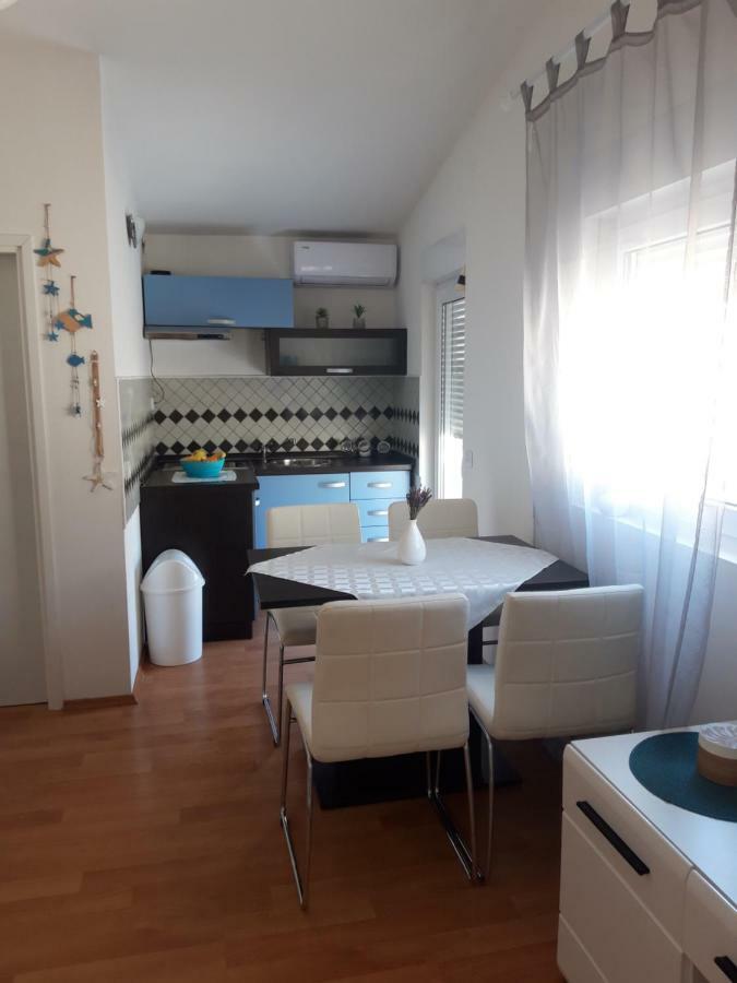 Doana Apartments Vir Exterior photo